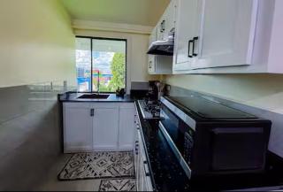 Central Luxury Apartments - 5