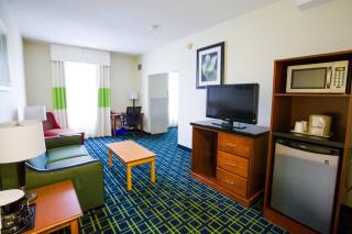 Fairfield Inn by Marriott Toronto Oakville - 9