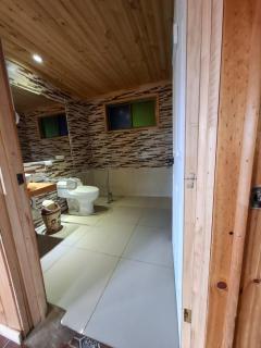 MARAVILLOSA Casona y cabañas en la ISLA de Neruda , arriendo temporal y anual - 5