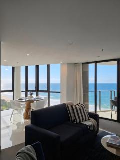 2BR w Incredible Ocean Views at Rhapsody - Beachfront Living - By Sanctuary Stays - 9