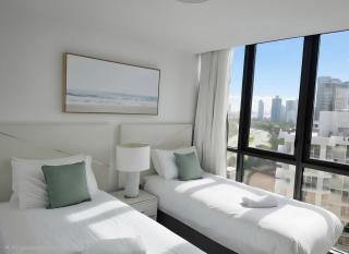 2BR w Incredible Ocean Views at Rhapsody - Beachfront Living - By Sanctuary Stays - 7