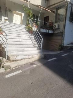 REOS APARTMENT Tirane - 1
