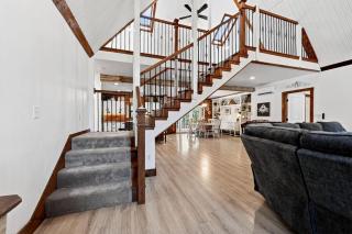 Whitetail Retreat - Secluded Cabin & Pool - 8