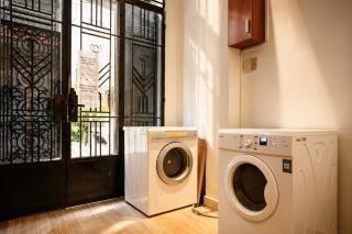 SGHO Home - 5 mins to Bui Vien Walking Street - 2