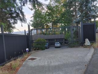 Ocean View Self-Contained Studio Suite, Near Ferry in Quiet Forested Area - 6