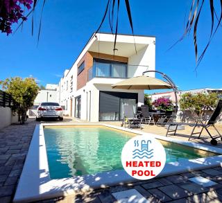 Virček - 0