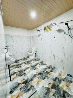 Glowhaven Hostel - 8