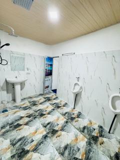 Glowhaven Hostel - 7