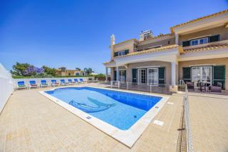 Villa Carvalho by Villa Plus - 0