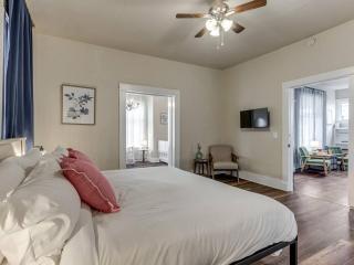 Spacious | Historic | Plaza District | Large Group - 3