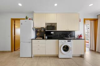 Cozy apartment with seaview 300m from Vau beach - 3