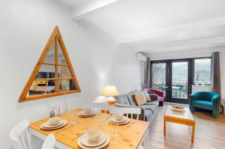 Cottage Vibe Condo with Views of Mont-Tremblant - 5