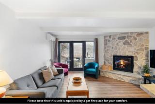 Cottage Vibe Condo with Views of Mont-Tremblant - 0