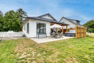 Modern cottage with covered deck grill & fireplace - walk to beach-bars-dining - 4