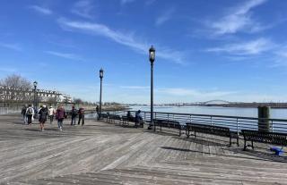 Cozy Cafe, Walk to The Mall, 30min to NYC & 5min to EWR - 5