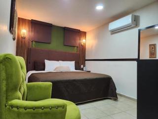 RoyalMadero Inn Playa - 1
