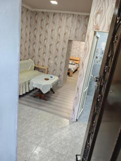 Vardan's Guest House - 7