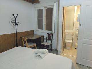 Zurriola Beach Guest House - 1