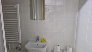 Zurriola Beach Guest House - 4