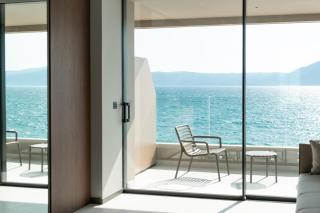 Azora Beach Hotel - 9