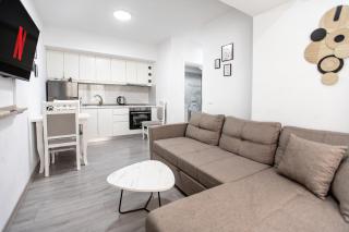 We Love Tirana Blloku Apartments - 9