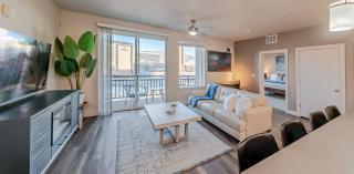 Grand convention centre 1BR- Fireplace,HotTub,Pool - 9