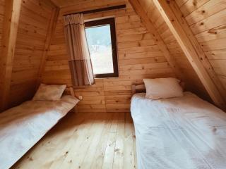 Bujtina n'kullë - 4