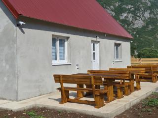 Komarnica Village home & camp - 4