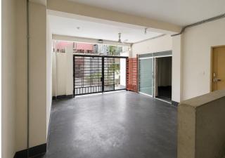 Entire Luxury 2-Bed Apartment in Dhaka , Banasree - 9