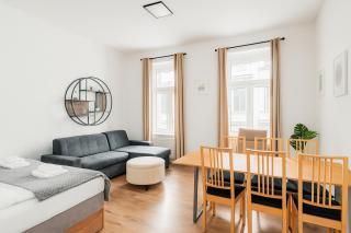 70 m2 Central Apartment near Mariahilferstrasse & Westbahnhof - 0