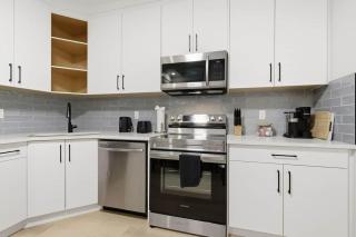 Cozy Suite 1 Bed 1Bath Inner City 10 Min To DT - 1