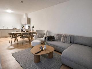 The Haven I - Cozy 2BR Voss - The Voss Collection - 5