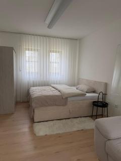 studio apartment Fully furnished - 4