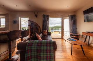 Elegant Seaview Cottage with Hot Tub 3 SH3 - 9