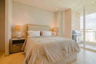 Modern apt with 2 BR BBQ and views - 7
