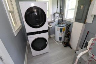 Private Ensuite Dedicated Bath Near Baltimore - 1