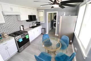 Private Ensuite Dedicated Bath Near Baltimore - 3
