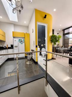 Luxury Duplex Private Terrace Modern Design - 1