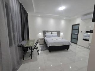 SADO Guesthouse - 4