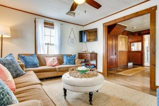 Tiny Antique Cottage - 2 Minutes From Short Sands! - 7