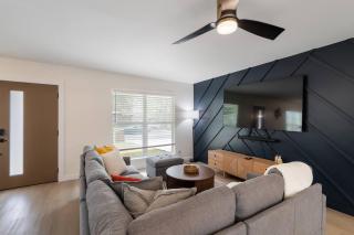 Entire Home with Cowboy Pool Near Downtown - 9
