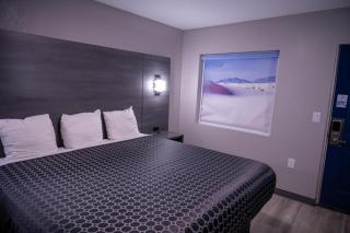 Budget Inn - 9