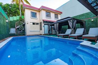 JP Luxury Village - 7