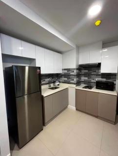 Modern 1-Bedroom Condo with Balcony - 5