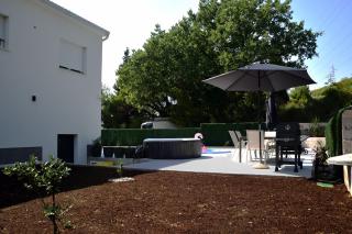 Modern Villa Bura with 3 bedrooms, pool & hot tub - 6