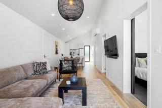 Roam Taupo Upper Terrace Unit 3 - Spa Pool - 3