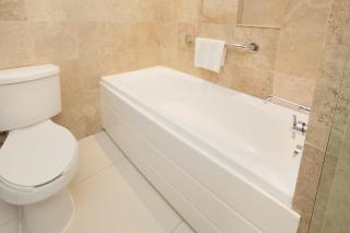Crowne Plaza Villahermosa by IHG - 8