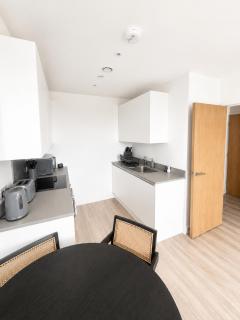 Wonderful apt - 17 mins to central Ldn - long stay - 7