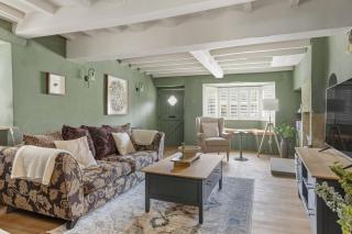 Charming Vine Cottage in Central Broadway - 8
