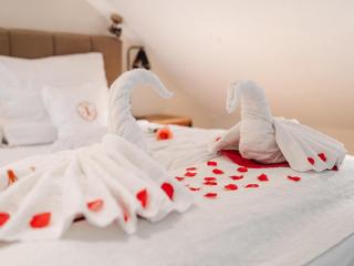 Relax Suite with Jacuzzi - 4